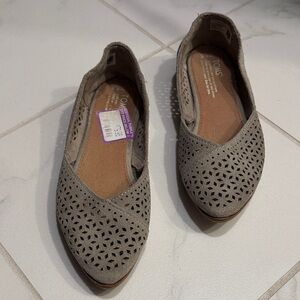 TOMS Women's Jutti Perforated Suede Flats